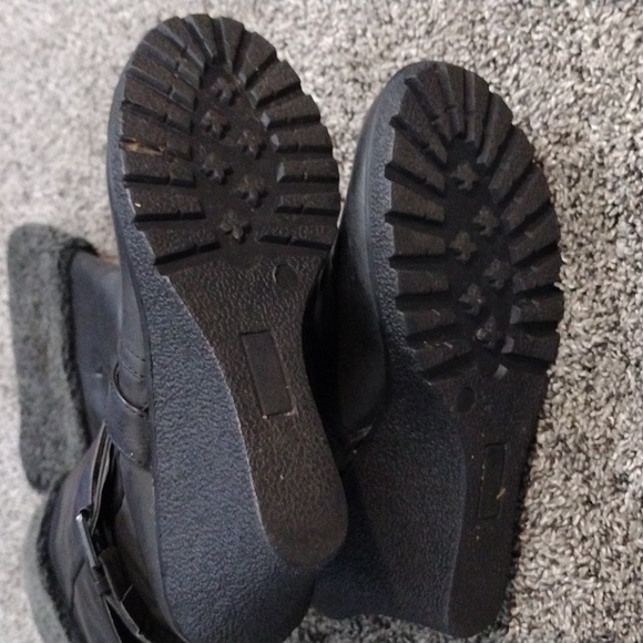 Express Women Wedges Back boots| Size 8 - Picture 11 of 14